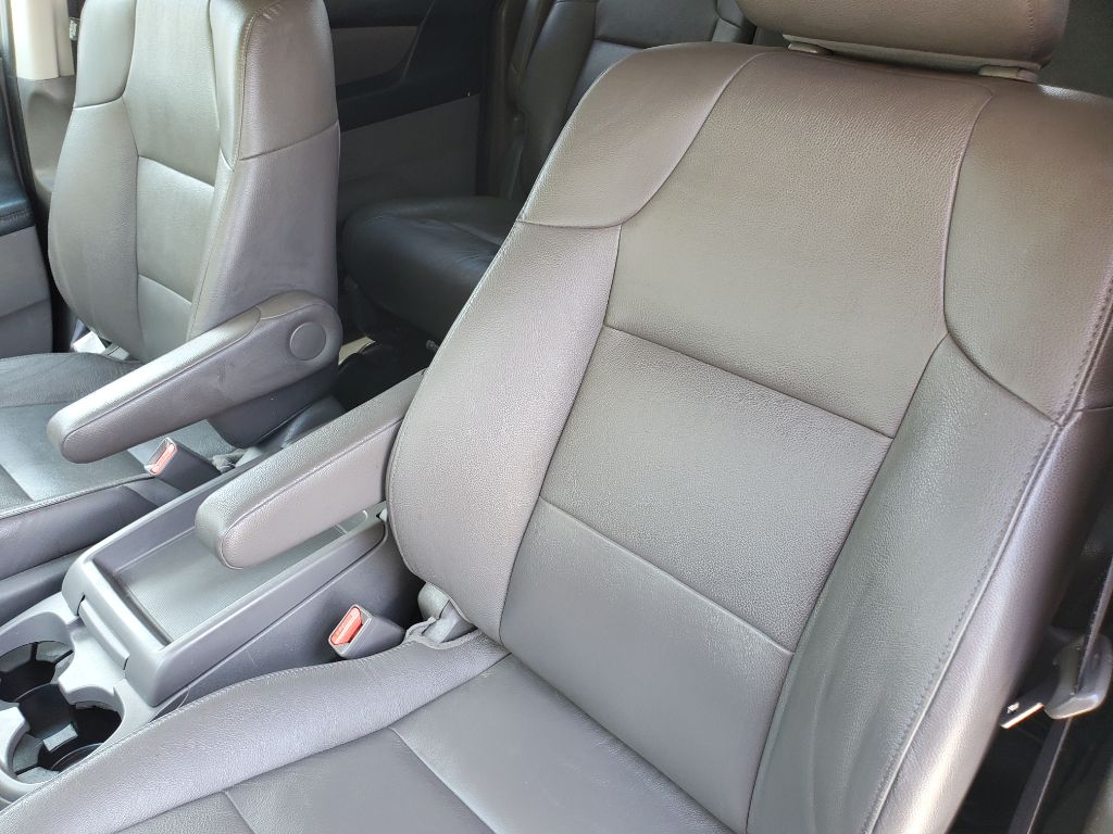 2016 Honda Odyssey - $9,750