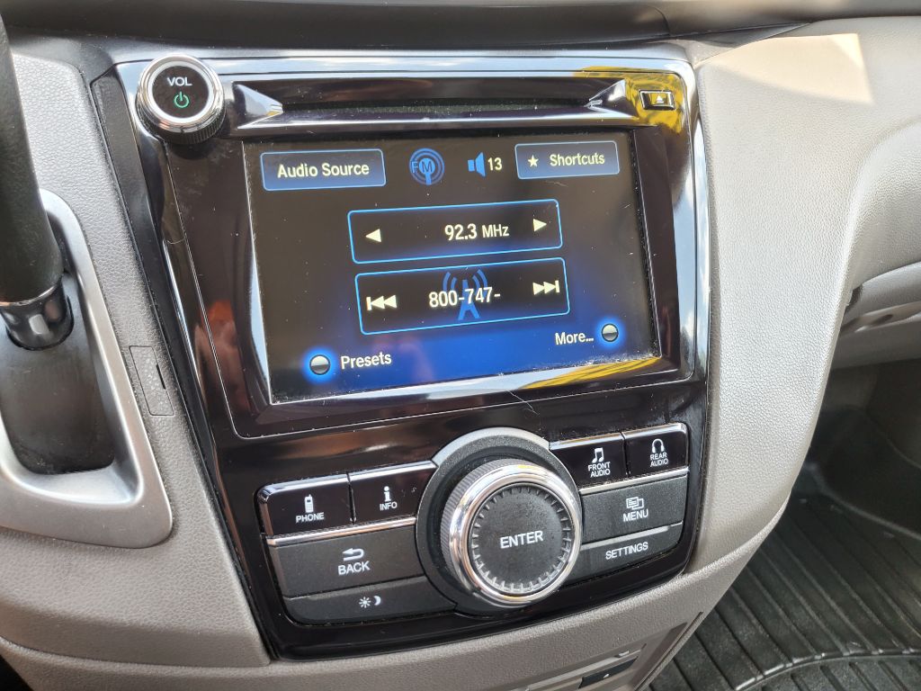 2016 Honda Odyssey - $9,750
