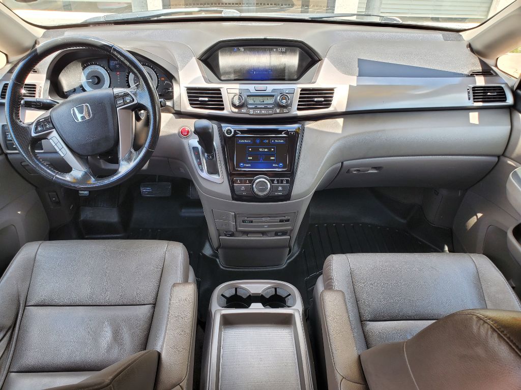 2016 Honda Odyssey - $9,750