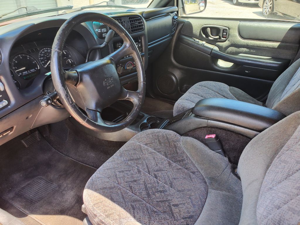 2002 Chevrolet S10 - $7,750