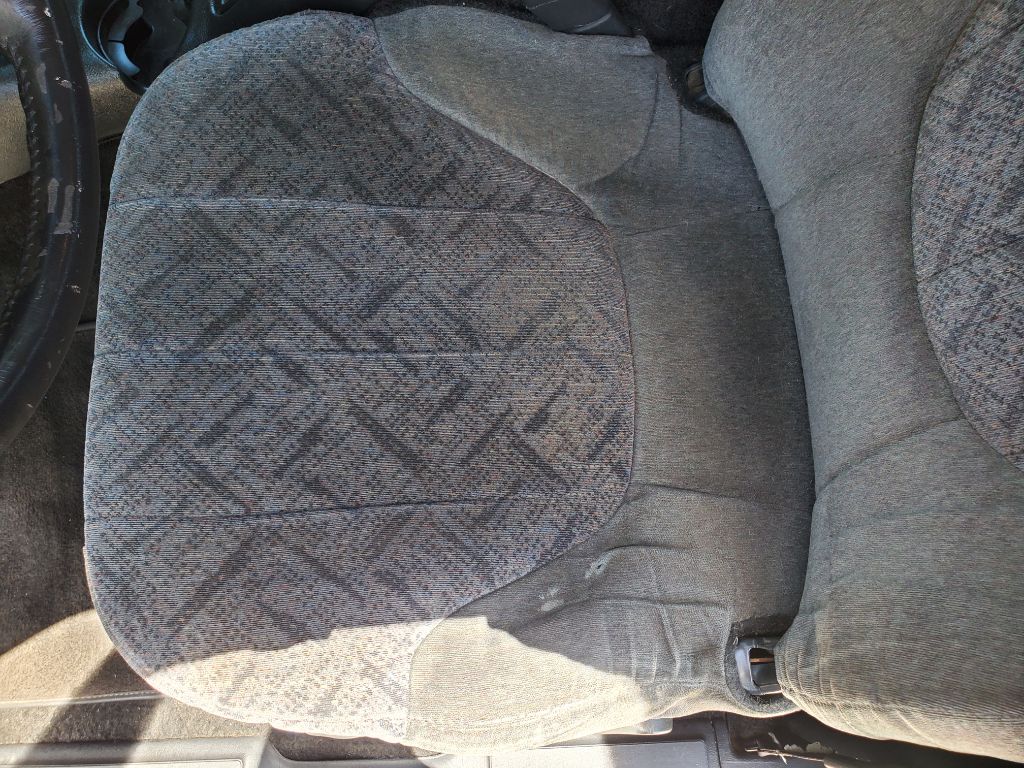 2002 Chevrolet S10 - $7,750