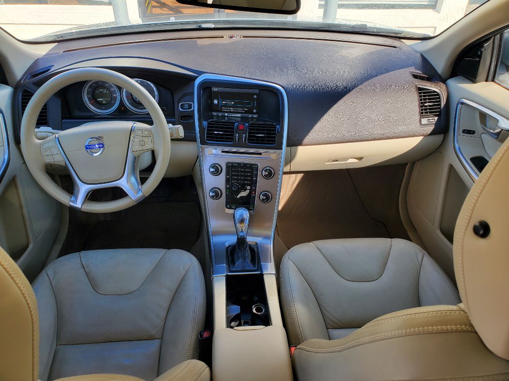 2013 Volvo XC60 - $8,750