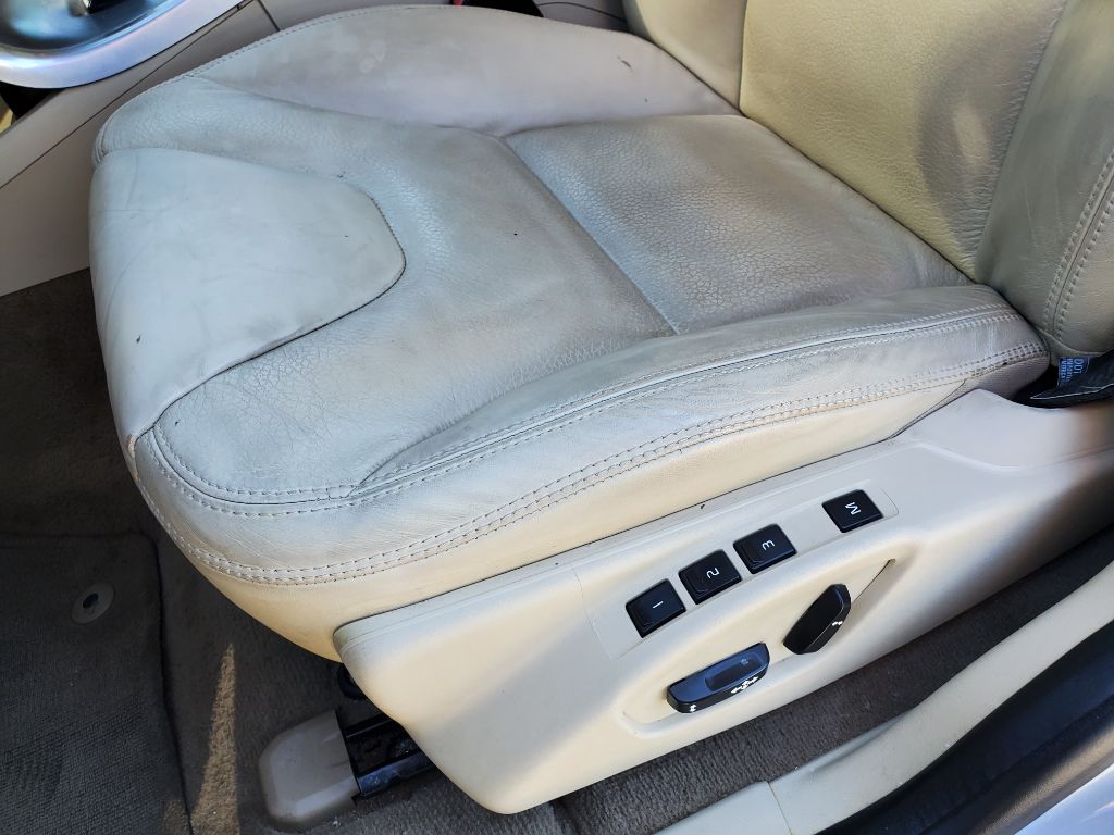 2013 Volvo XC60 - $8,750