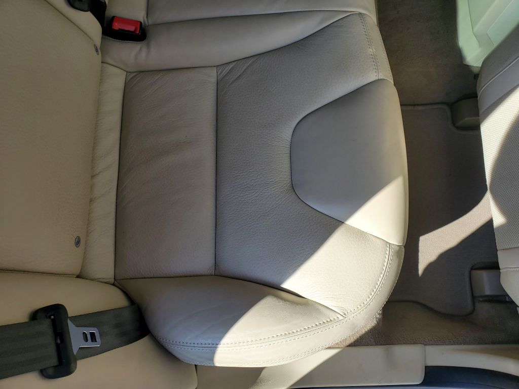 2013 Volvo XC60 - $8,750