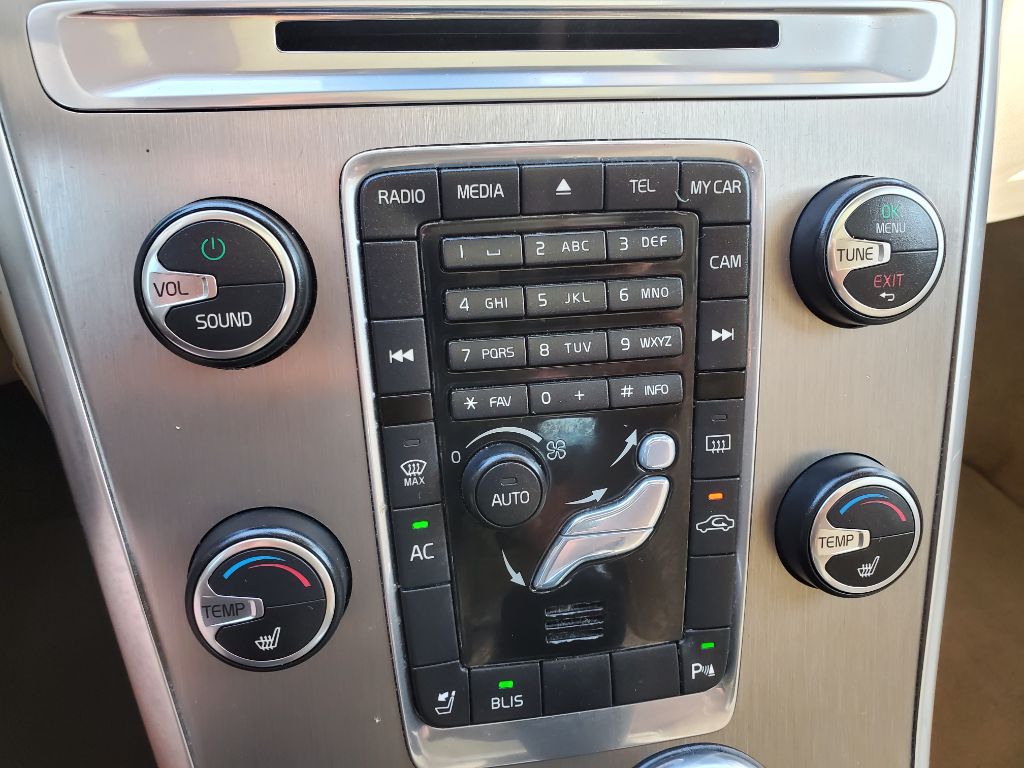 2013 Volvo XC60 - $8,750