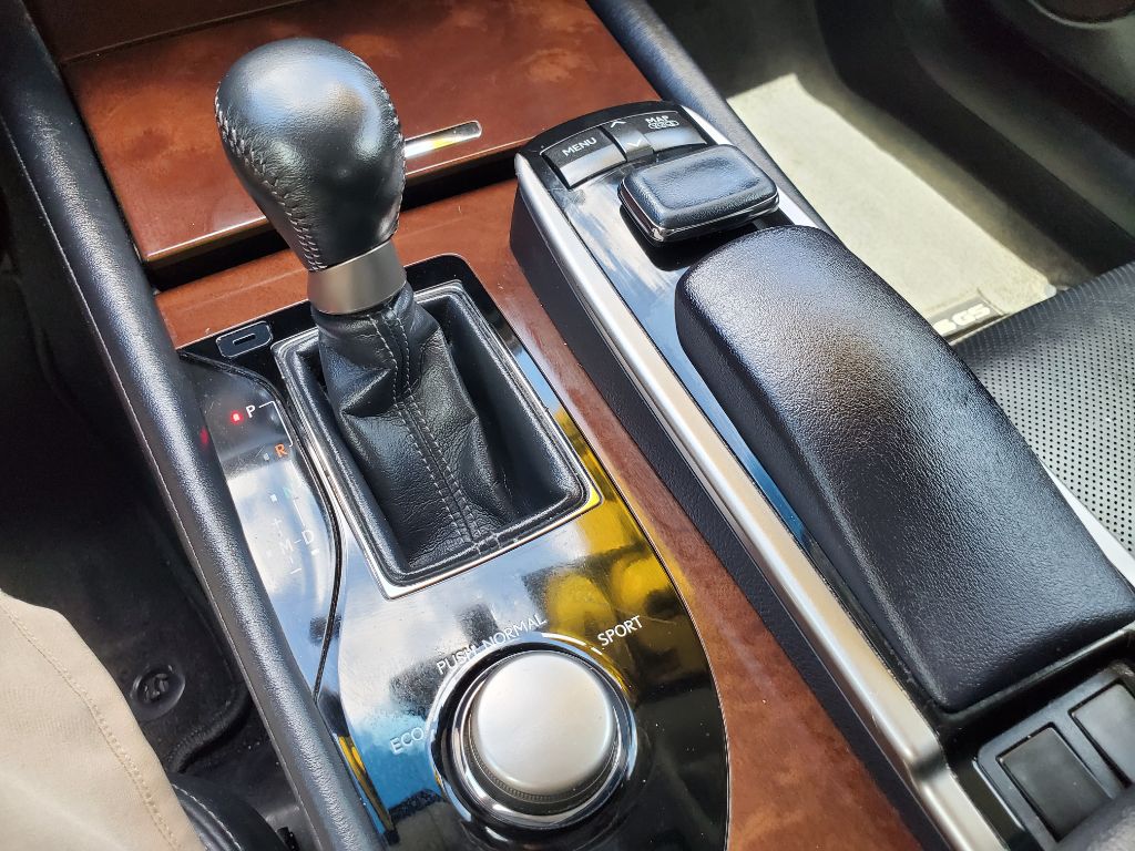 2015 Lexus GS - $12,750