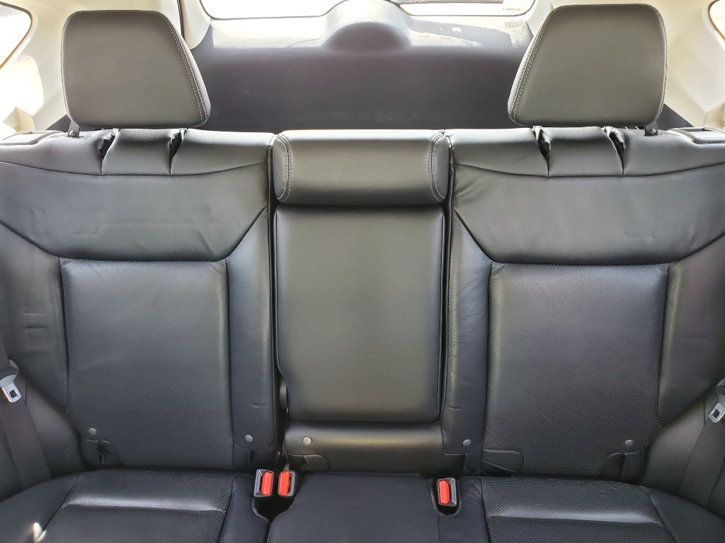 2016 Honda CR-V - $10,750