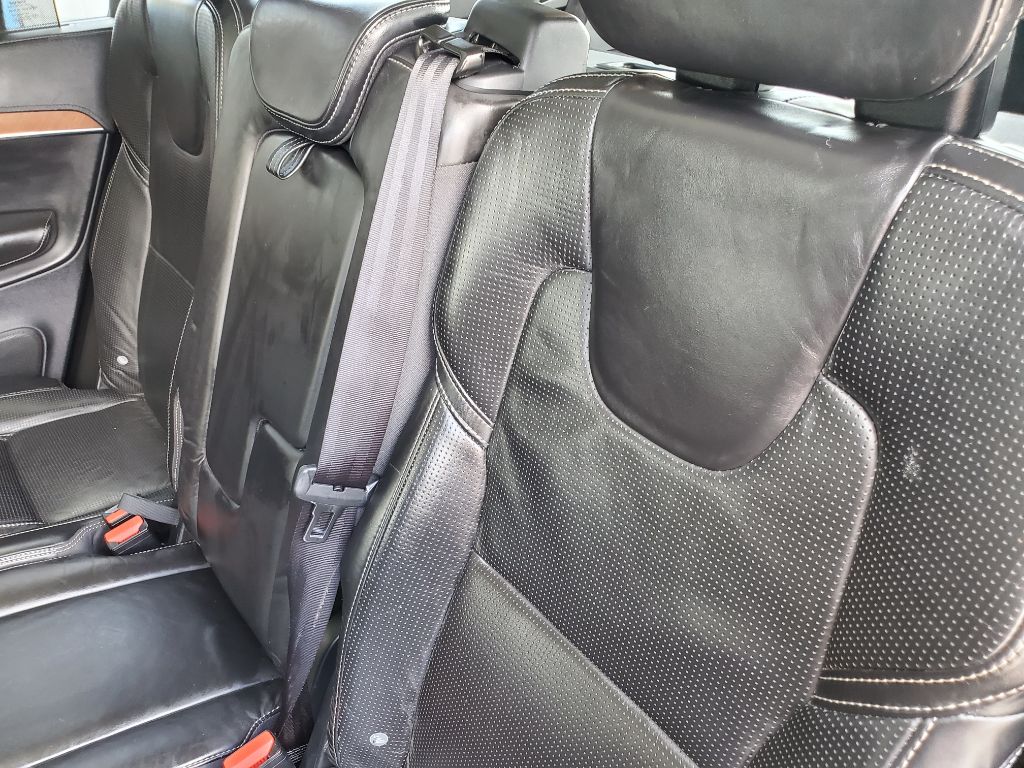 2016 Volvo XC90 - $12,750