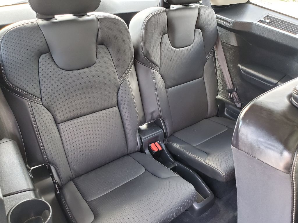 2016 Volvo XC90 - $12,750