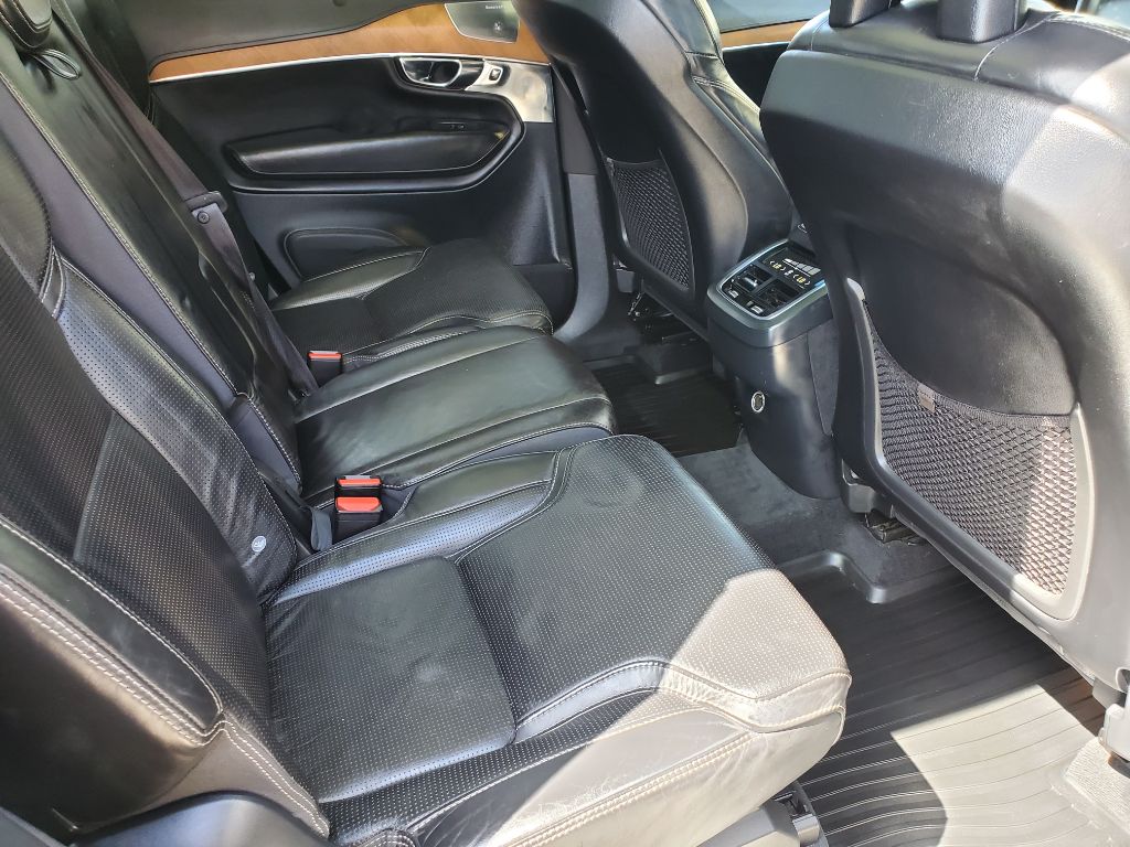 2016 Volvo XC90 - $12,750
