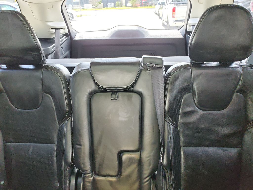 2016 Volvo XC90 - $12,750