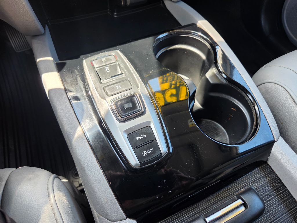 2018 Honda Pilot - $13,750