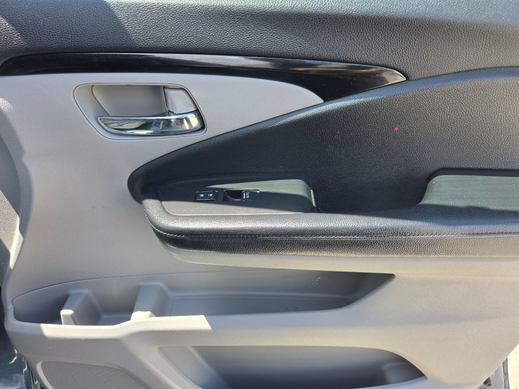 2018 Honda Pilot - $13,750