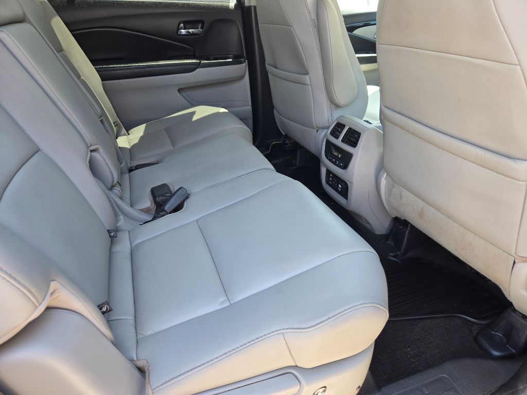 2018 Honda Pilot - $13,750
