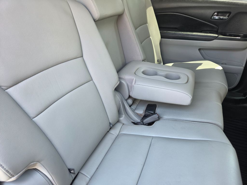 2018 Honda Pilot - $13,750