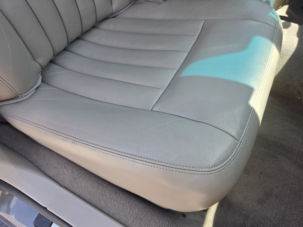 2003 Lincoln Town Car - $4,750