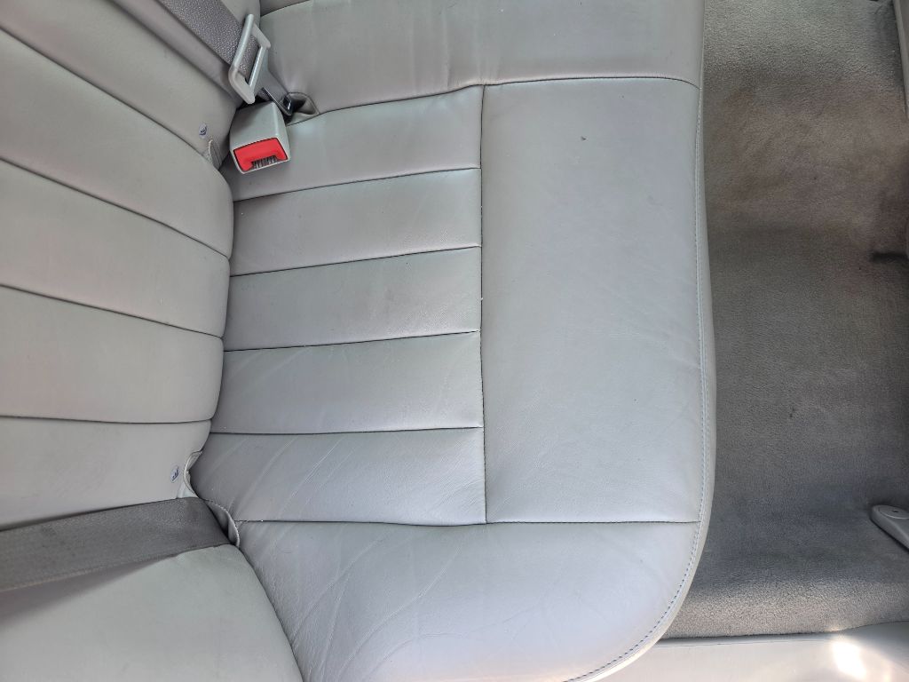 2003 Lincoln Town Car - $4,750