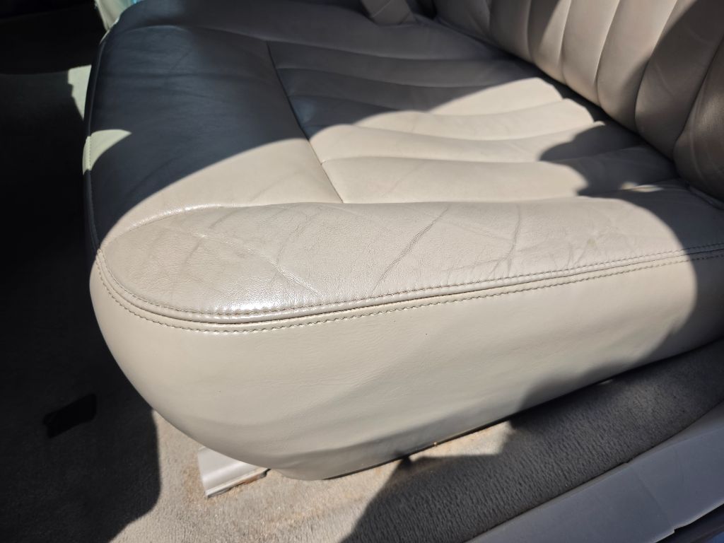 2003 Lincoln Town Car - $4,750
