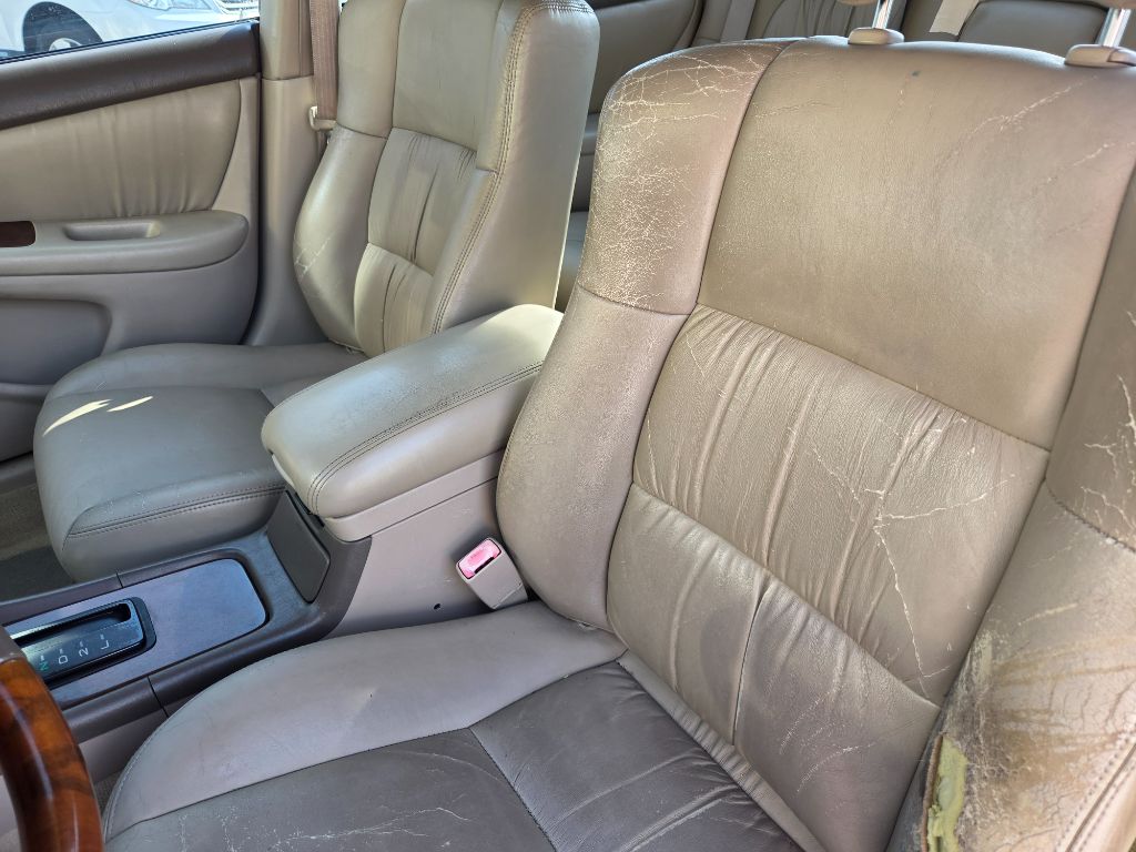 2001 Lexus ES - $3,750
