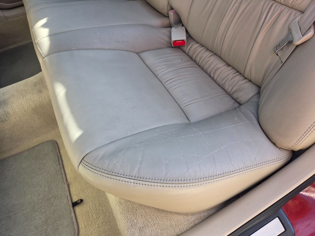 2001 Lexus ES - $3,750