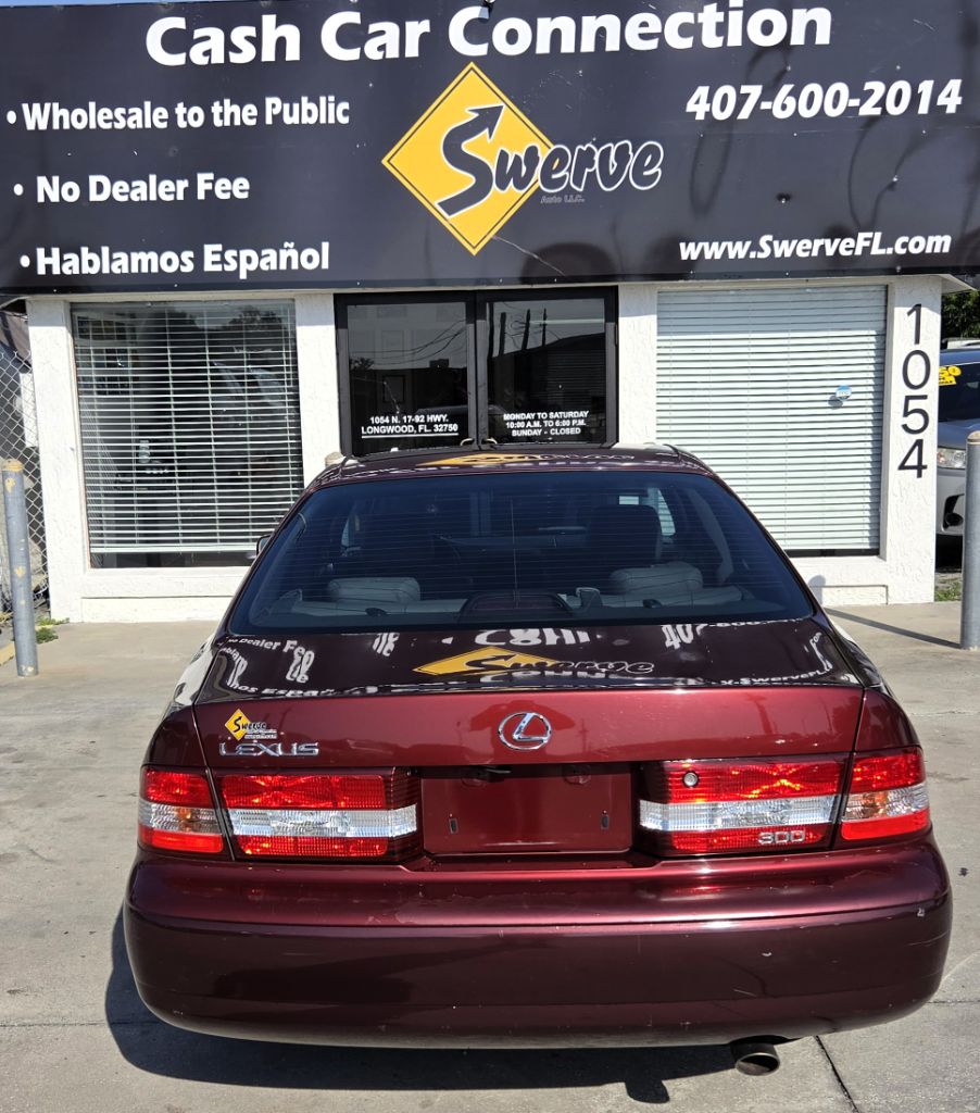 2001 Lexus ES - $3,750