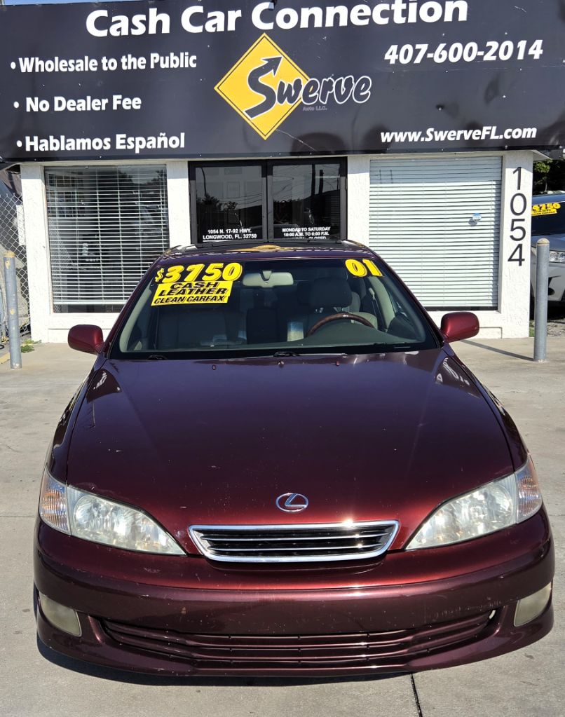 2001 Lexus ES - $3,750