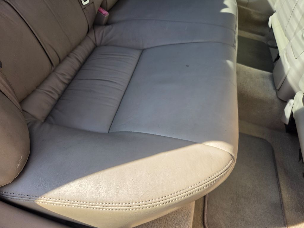 2001 Lexus ES - $3,750