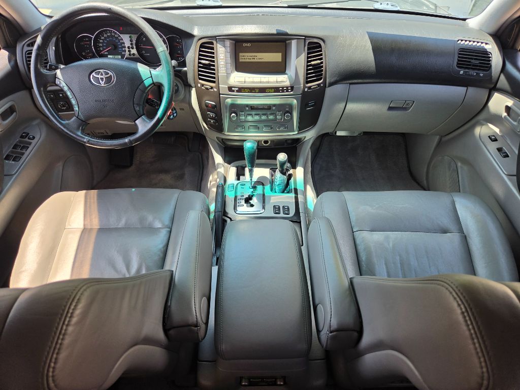 2003 Toyota Land Cruiser - $14,750