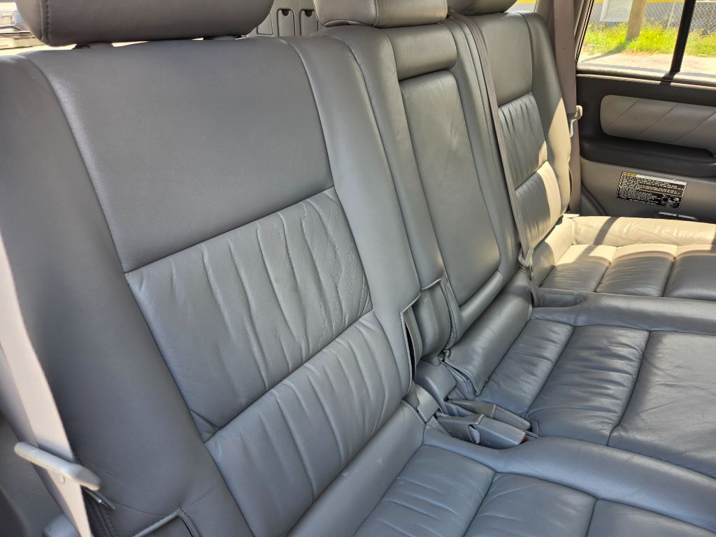 2003 Toyota Land Cruiser - $14,750