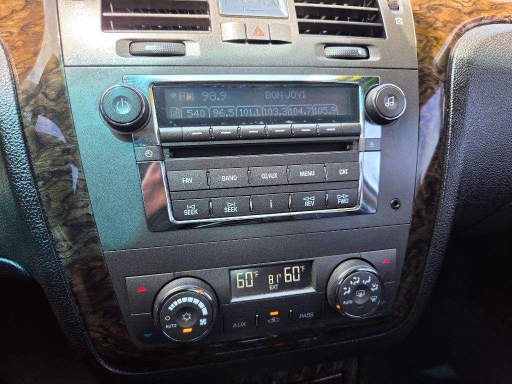 2008 Cadillac DTS - $5,250