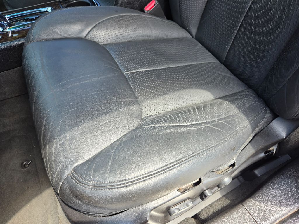 2008 Cadillac DTS - $5,250