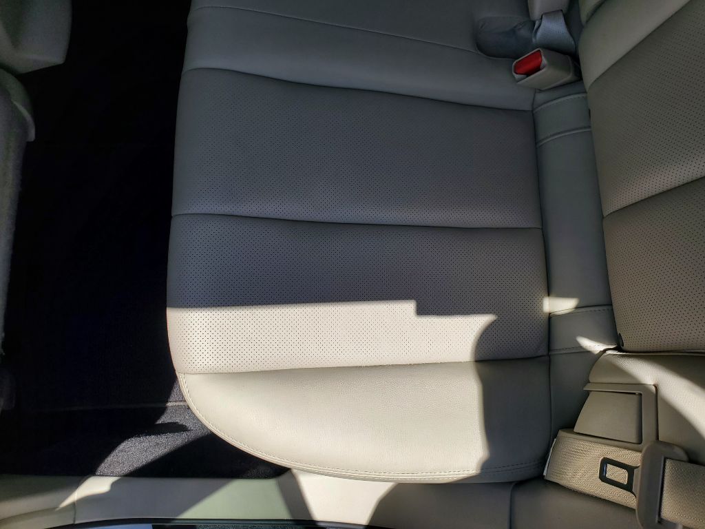 2012 Subaru Outback - $7,750