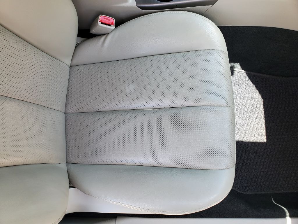 2012 Subaru Outback - $7,750