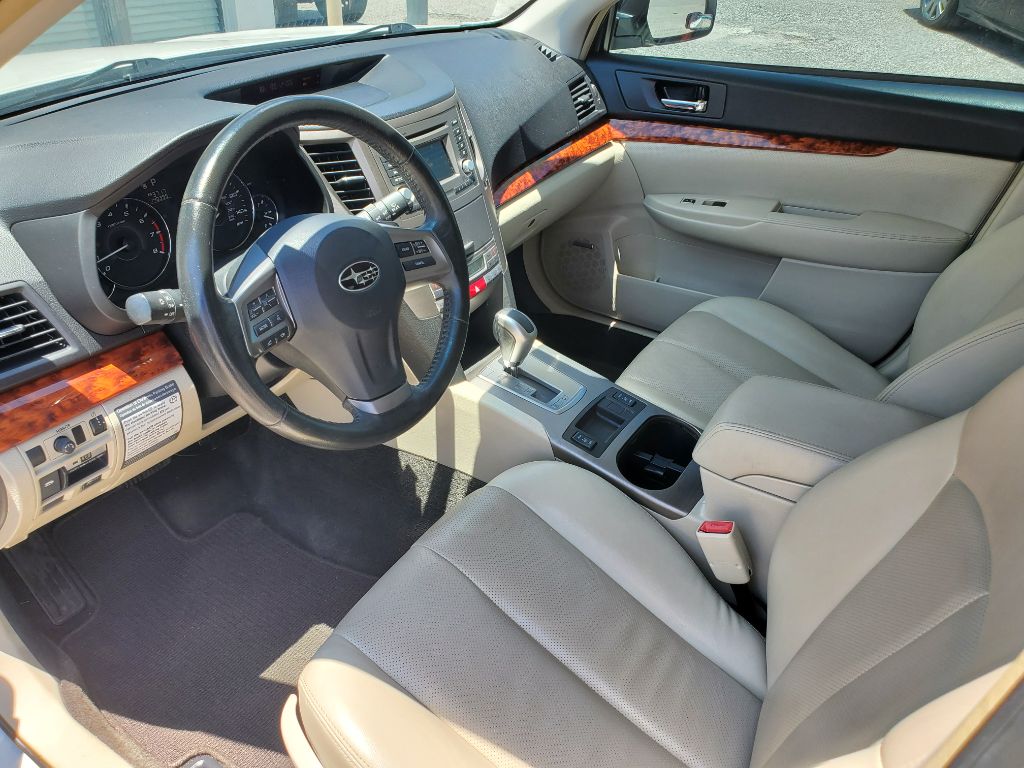 2012 Subaru Outback - $7,750