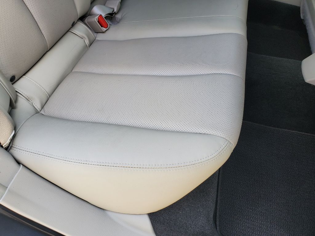2012 Subaru Outback - $7,750