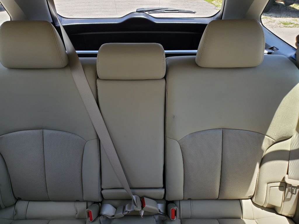 2012 Subaru Outback - $7,750