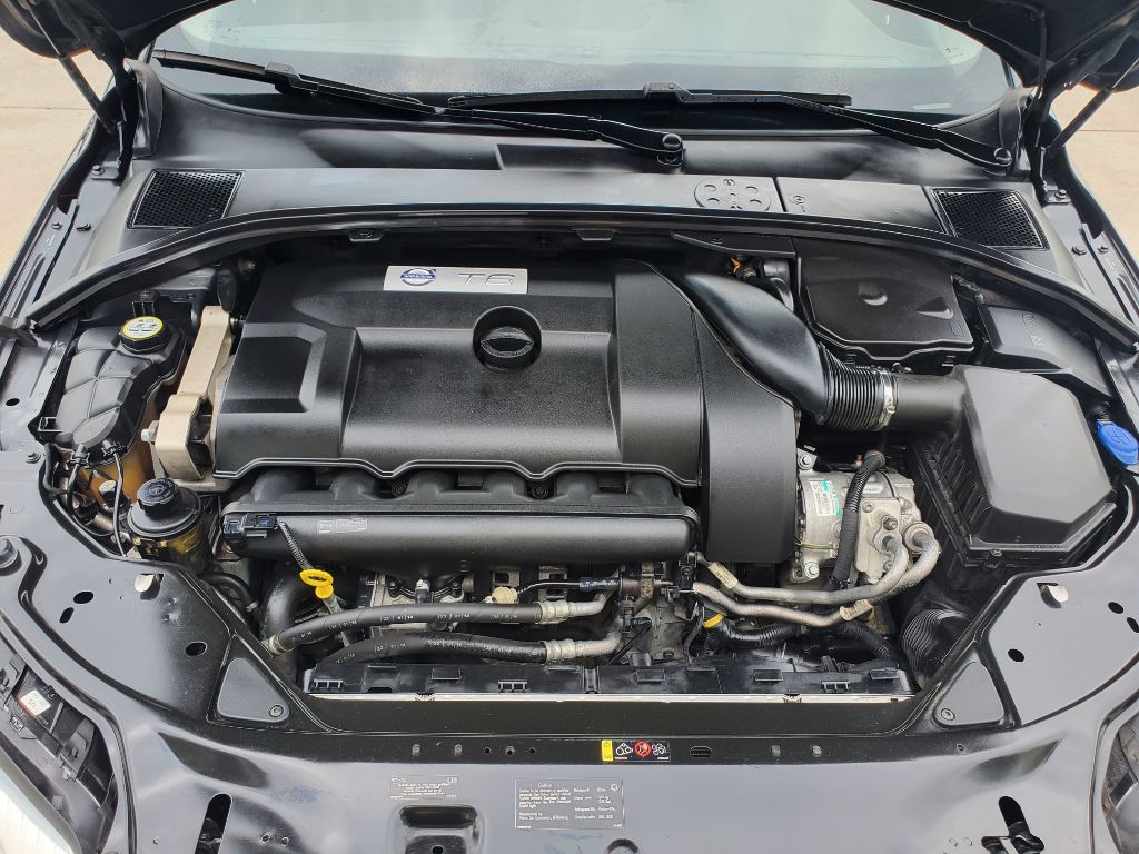 2015 Volvo S80 - $8,750