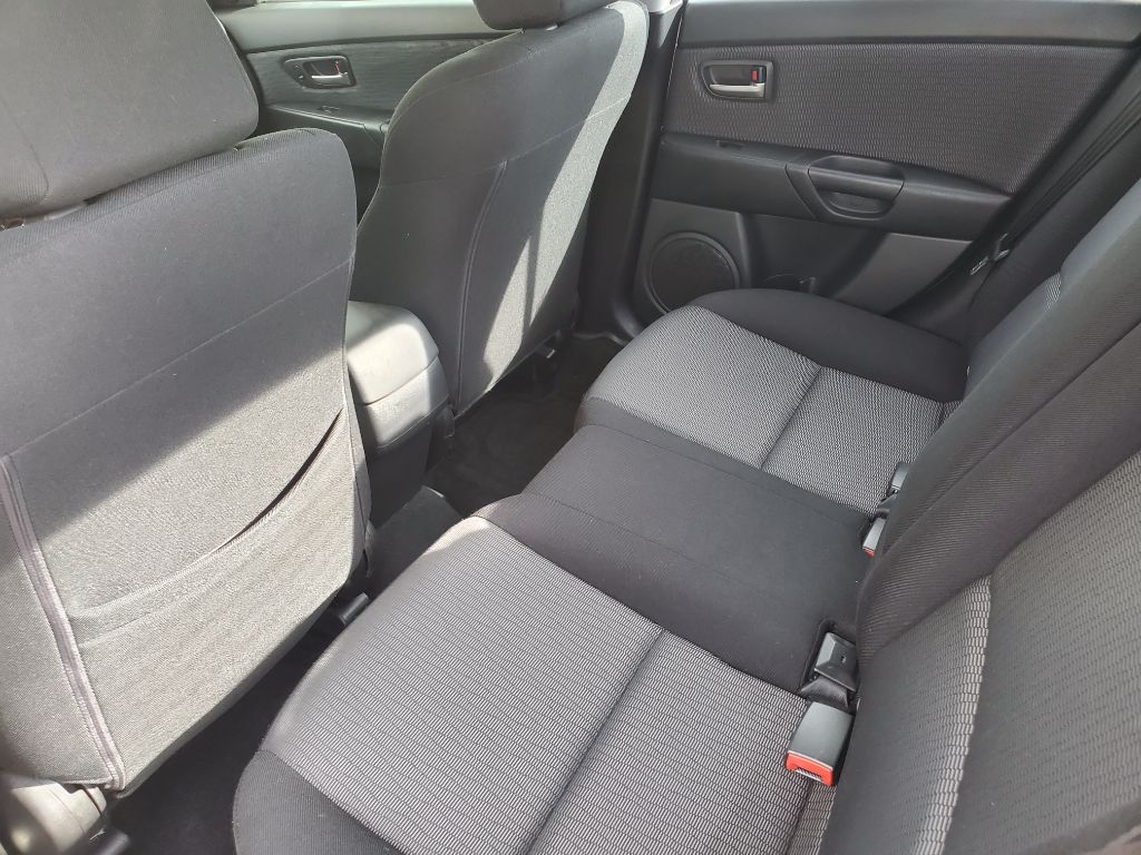 2007 MAZDA MAZDA3 - $4,750