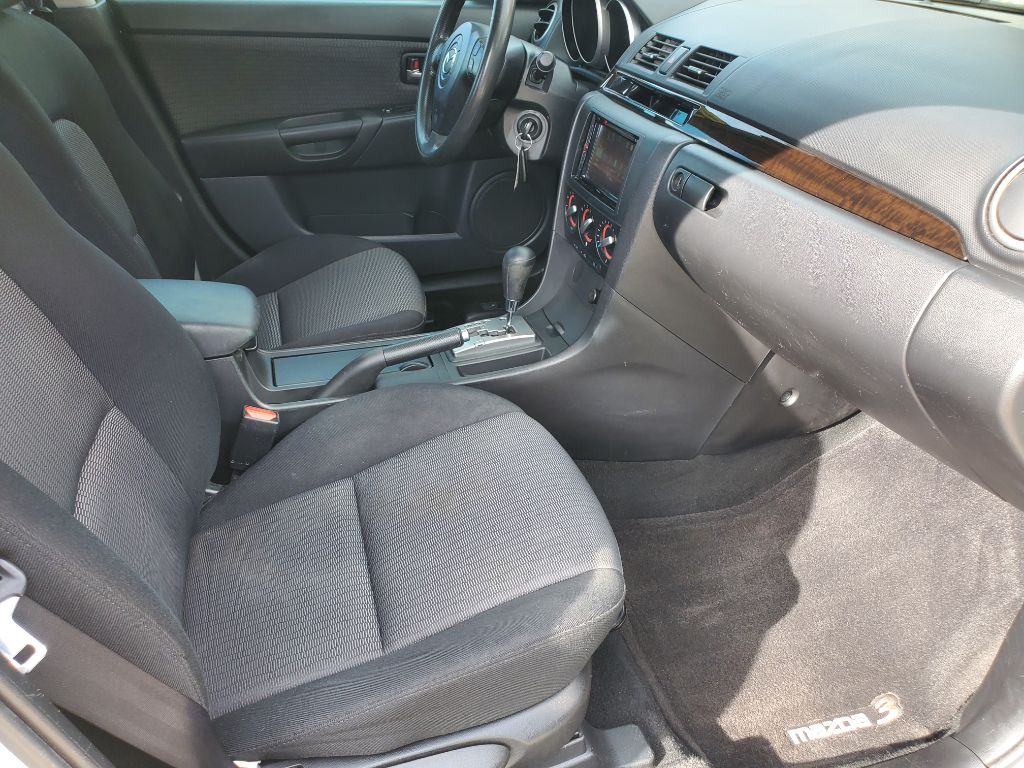 2007 MAZDA MAZDA3 - $4,750