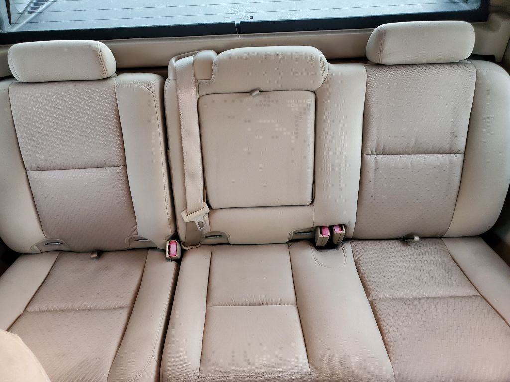 2011 Chevrolet Avalanche - $7,750