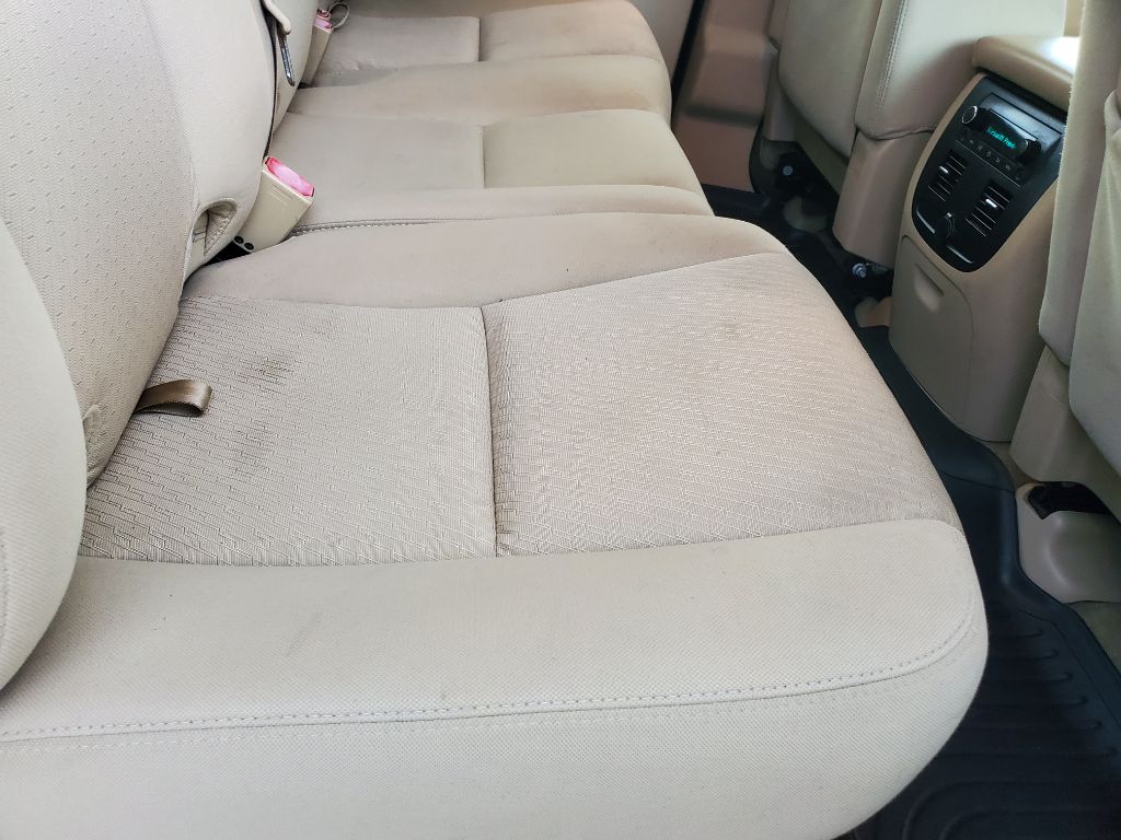 2011 Chevrolet Avalanche - $7,750