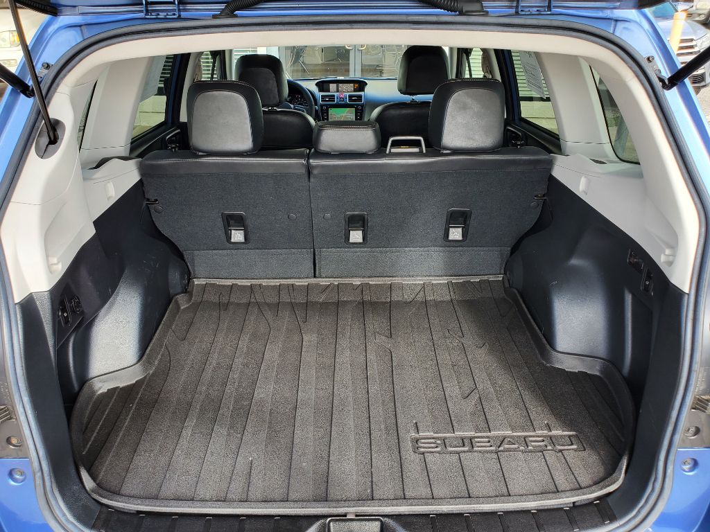 2017 Subaru Forester - $9,750