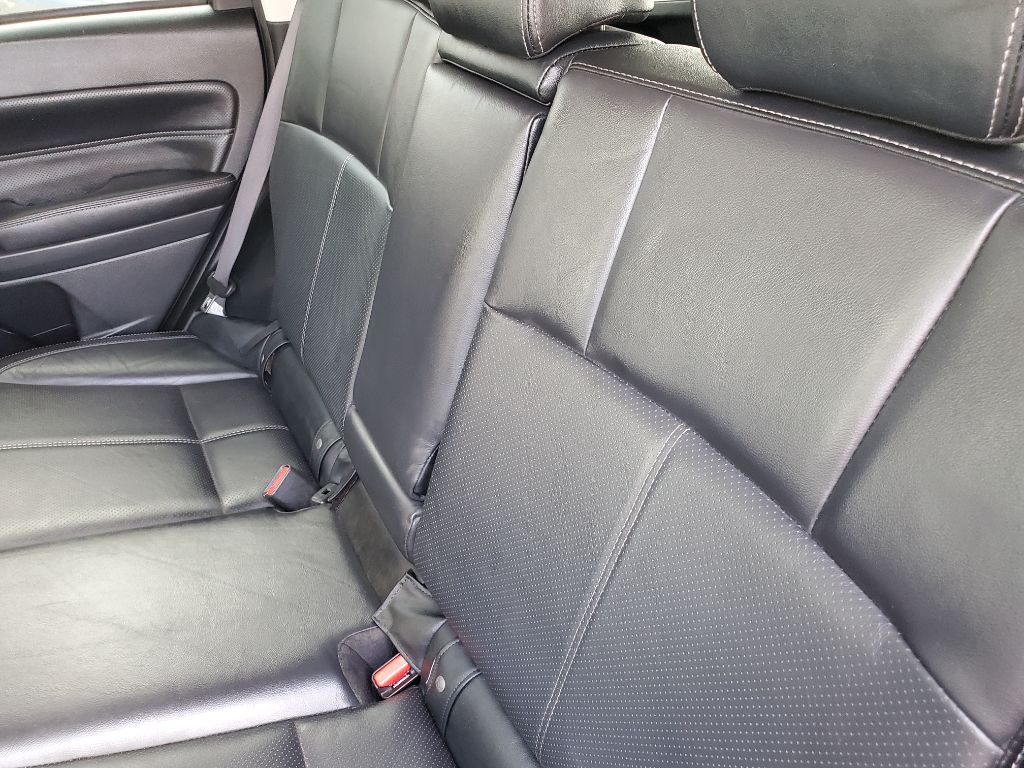 2017 Subaru Forester - $9,750