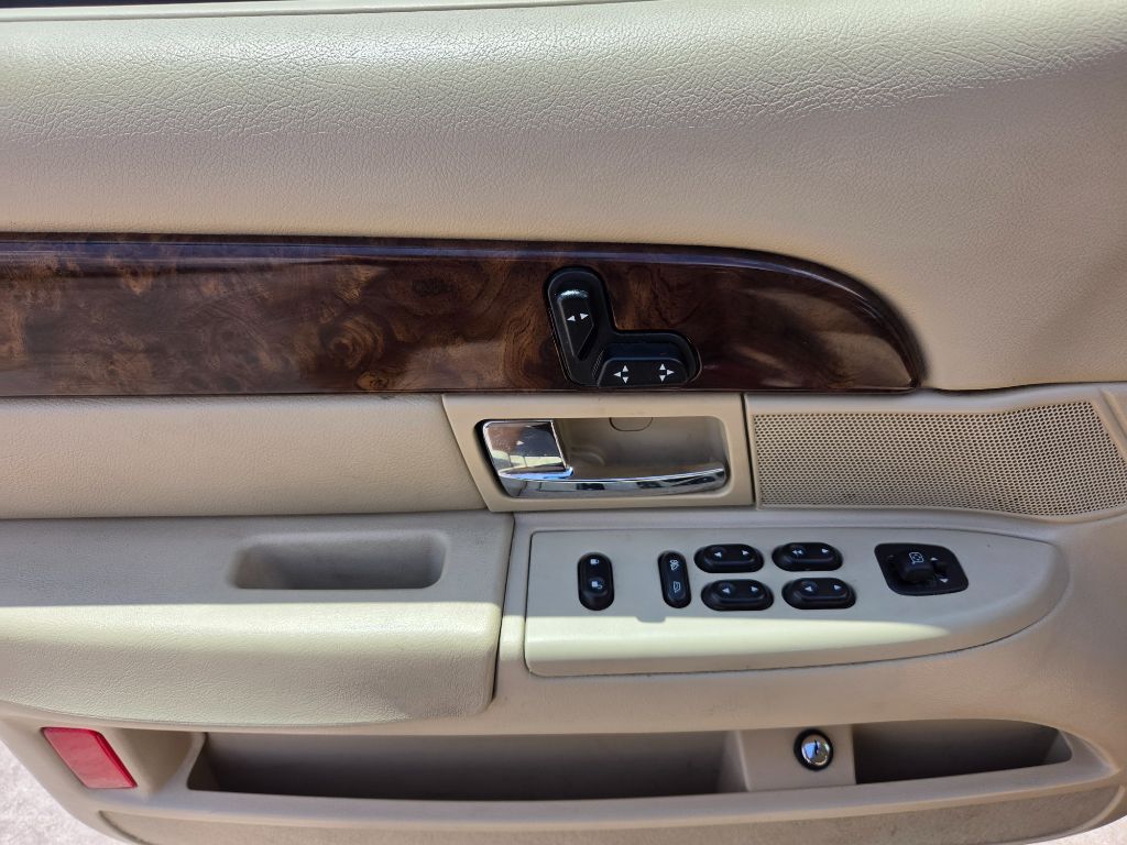 2008 Mercury Grand Marquis - $7,750