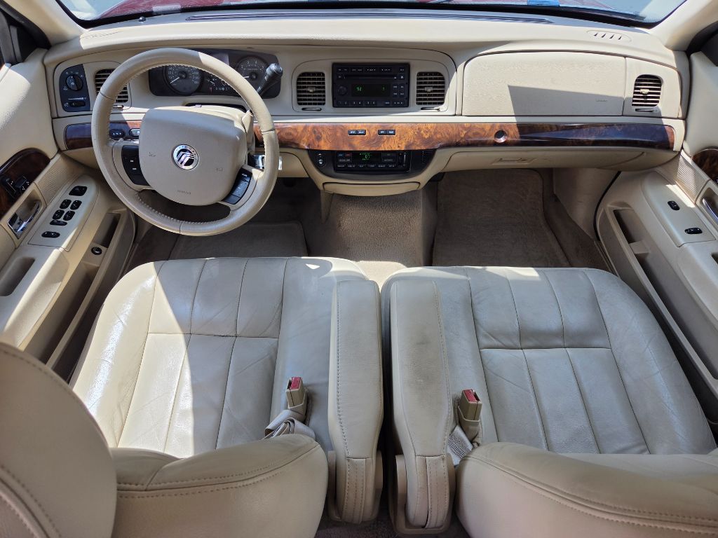 2008 Mercury Grand Marquis - $7,750