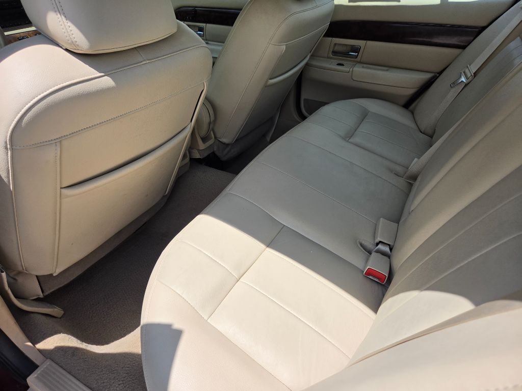 2008 Mercury Grand Marquis - $7,750