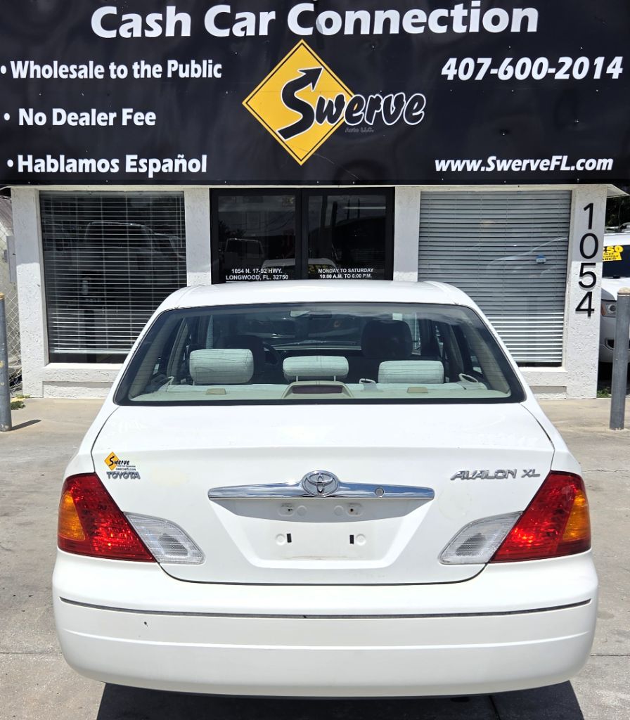 2001 Toyota Avalon - $3,750