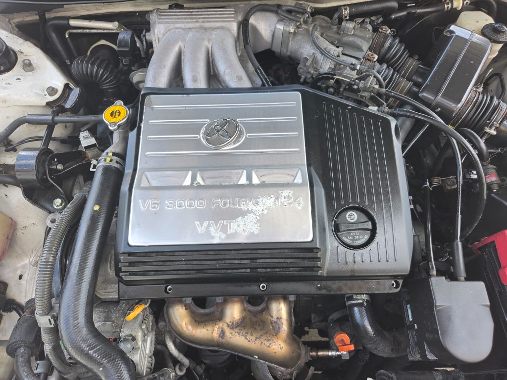 2001 Toyota Avalon - $3,750