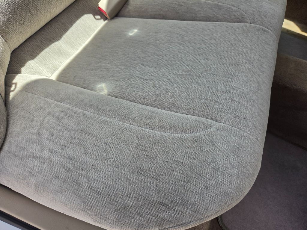 2001 Toyota Avalon - $3,750