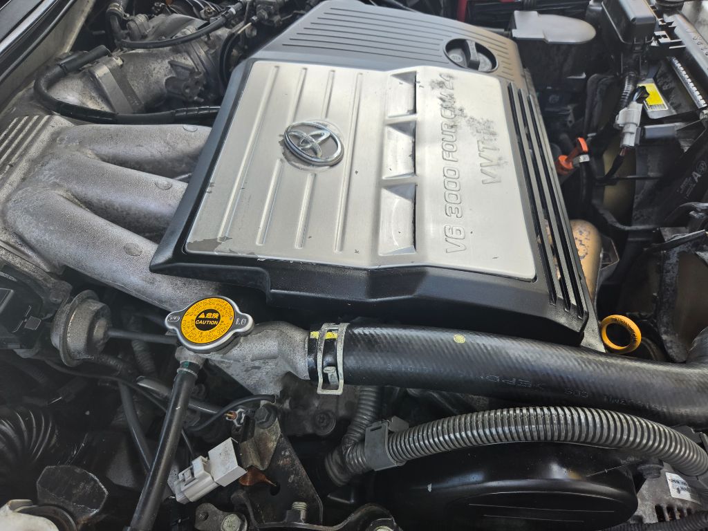 2001 Toyota Avalon - $3,750